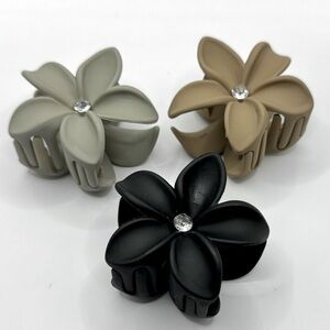 3 Matte Flower Hair Clips NEW